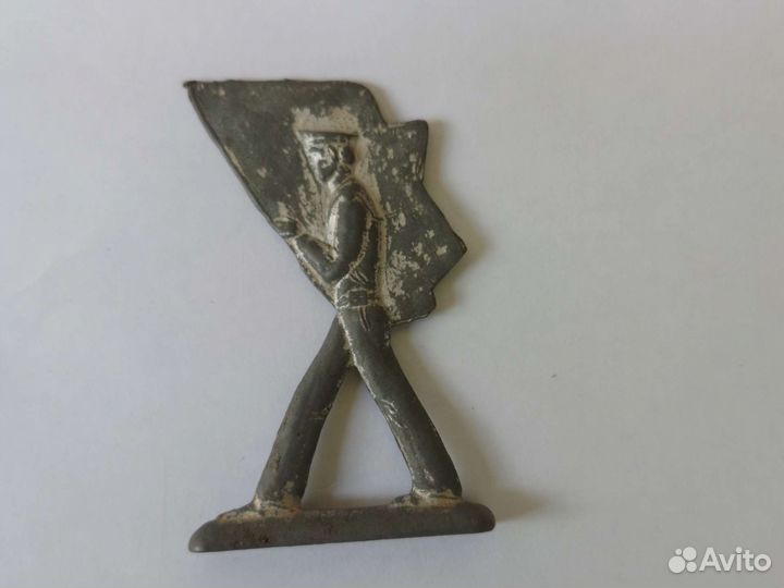 Оловянные и пластик. солдатики СССР