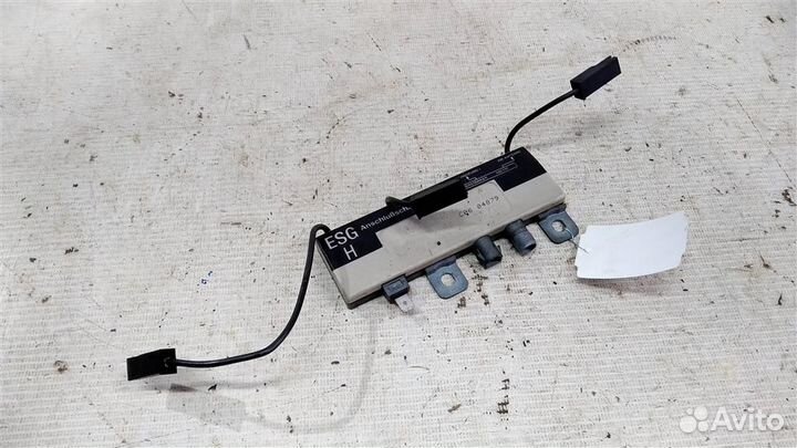 Усилитель антенны BMW 5 E34 88-95г