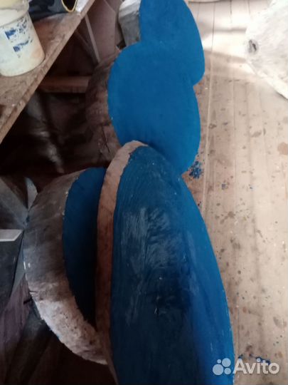 Слэб дерева и спилы