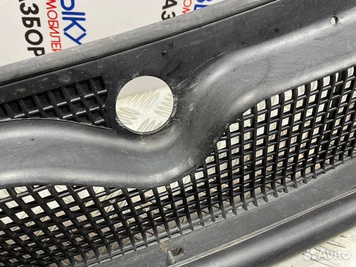 Жабо Chevrolet Epica I рестайлинг (2009–2013)