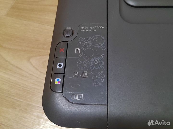 Принтер мфу HP 2050A заправлен снпч
