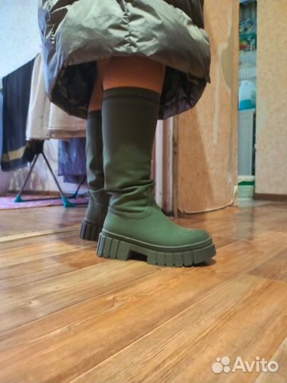 Зимние женские сапоги 38