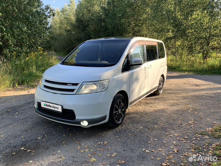 Nissan Serena 2.0 CVT, 2006, 319 000 км