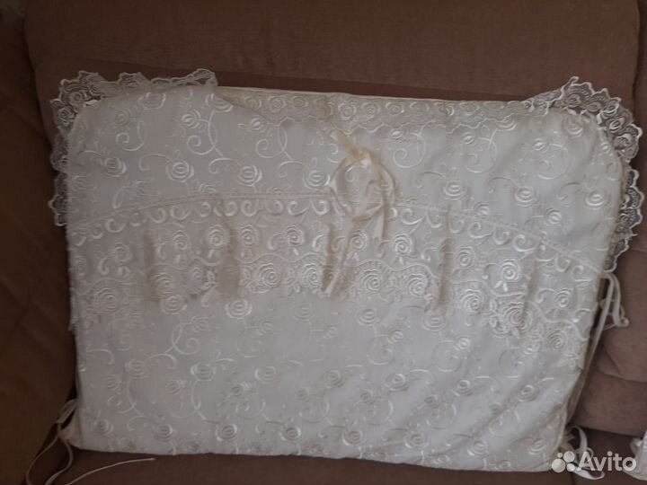 Бортики для детской кроватки с куполом