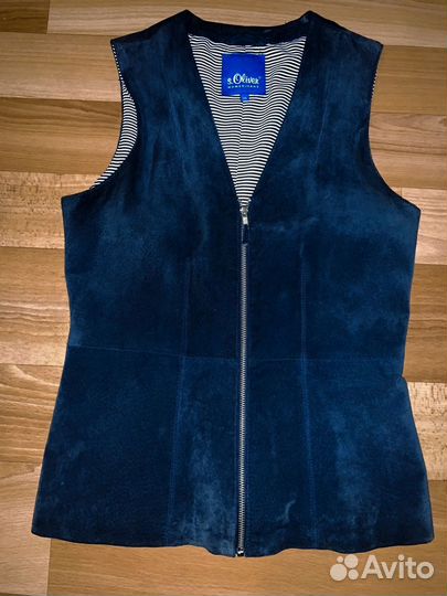 Жилет замшевый на молнии