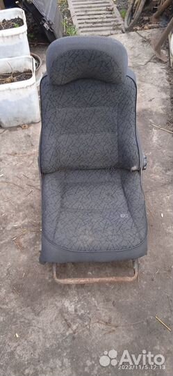 Передние сиденья ваз 2114