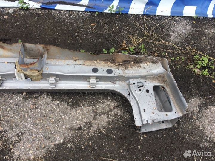 Порог кузова передний правый Nissan X-Trail NT30