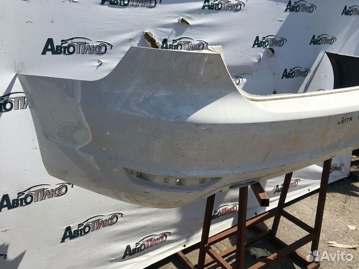 Задний бампер Volkswagen Jettta 6