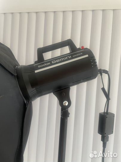 Вспышка студийная Godox GS300ii