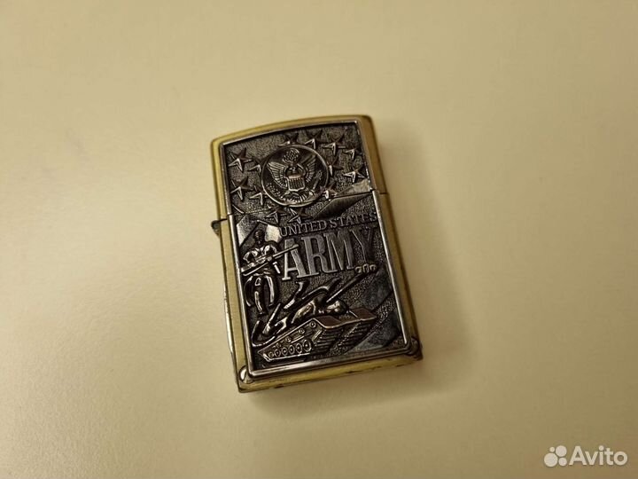 Зажигалка б/у торг