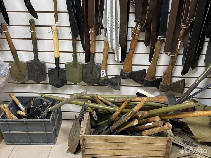 Инвентарь СССР советский лопаты топоры зик