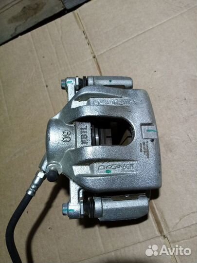 Тормозной суппорт правый Chery Tiggo 4