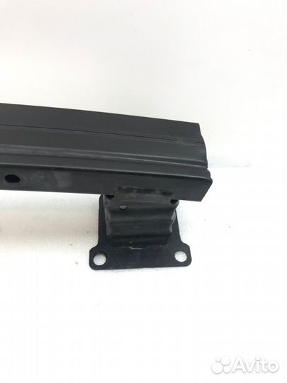 Усилитель бампера передний Peugeot 207 2011