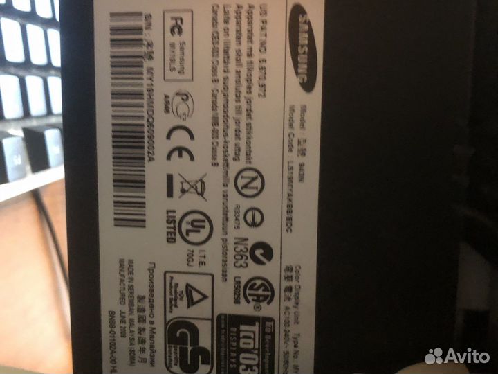 Монитор Samsung