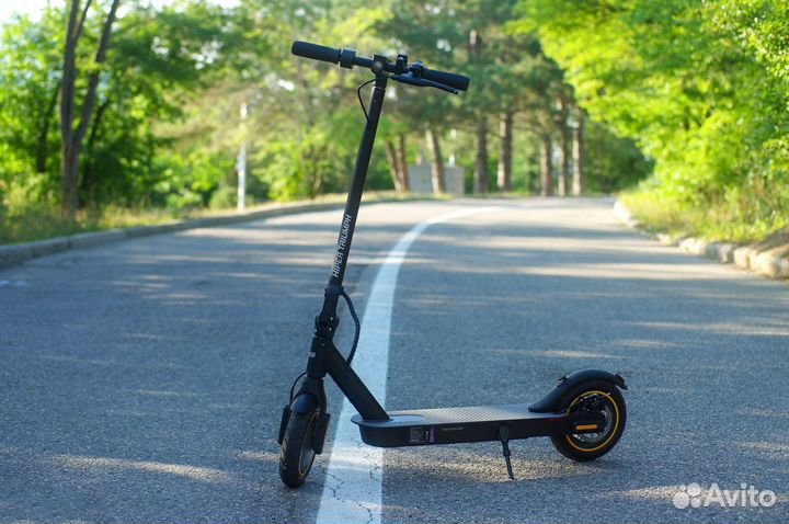 Электросамокат Hiper Triumph M88