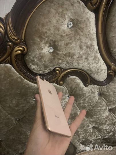 iPhone 8 Plus, 128 ГБ