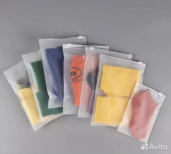 Пакеты упаковочные матовые с отверстием