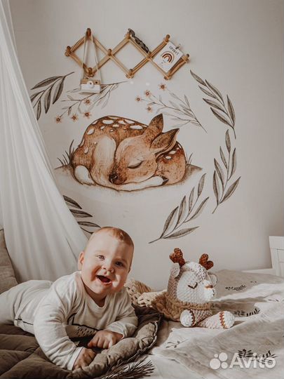 Интерьерные наклейки на стену «Оленёнок»