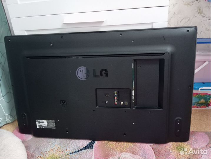 Телевизор LG 42 дюйма