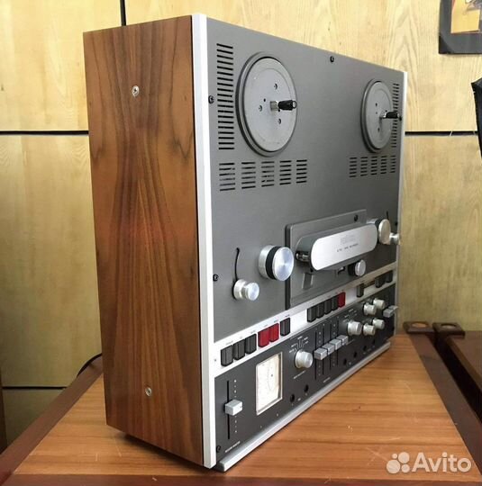 Revox A-700 картушечный магнитофон