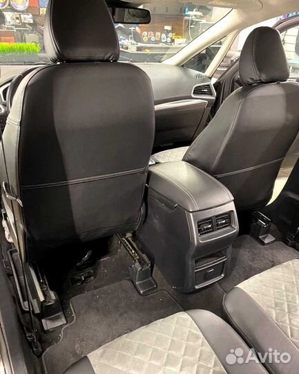 Чехлы на Ford Smax ll