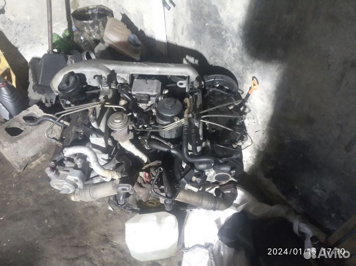 Мотор на запчасти 2.5 тди акn