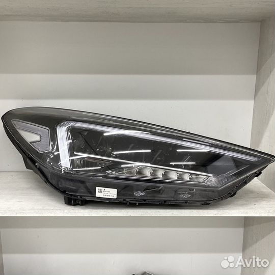 Фара передняя правая Hyundai Tucson 3
