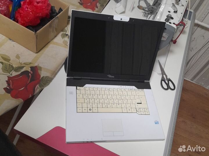 Ноутбук на запчасти