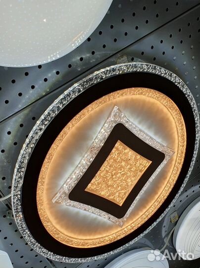 Люстра потолочная светодиодная с пультом 160вт