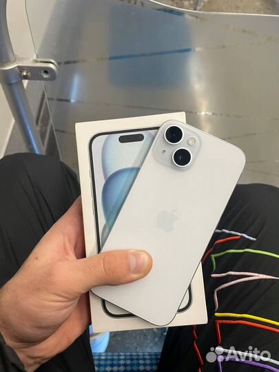 iPhone 15, 128 ГБ