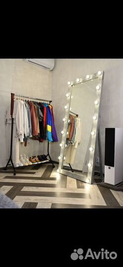 Гримерное зеркало