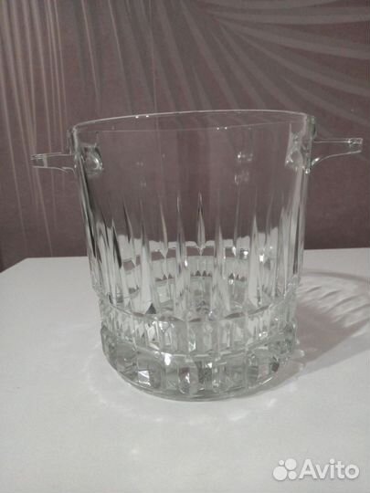 Ведерко для шампанского