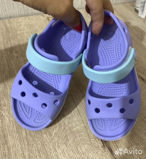 Сандалии Crocs c8 на 24-25 размер