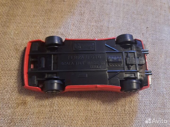 Машинка burago ferrari GTO rally 1/43