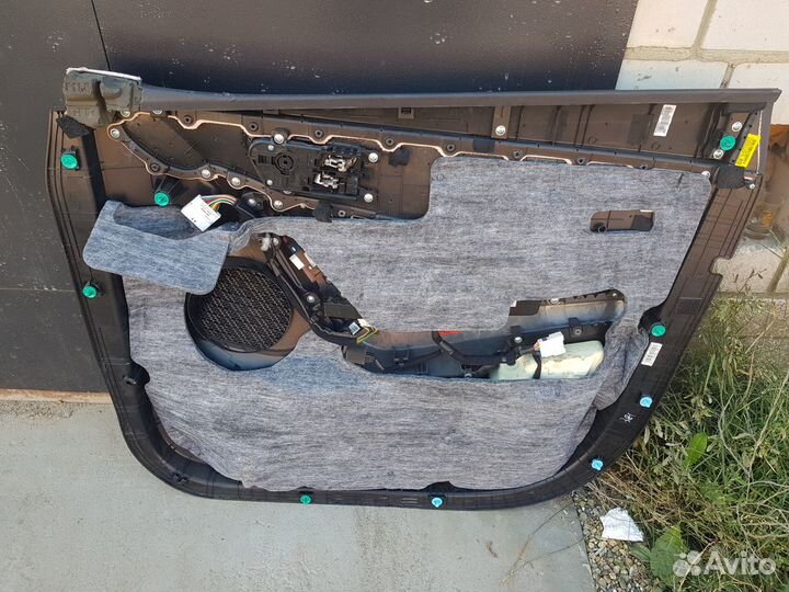 Карта (обшивка) водительской двери Santa Fe 3