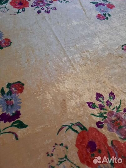 Плюшевая скатерть