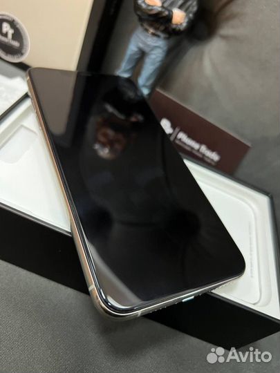 iPhone 11 Pro, 256 ГБ