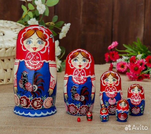 Матрёшка Петух на фартуке красный платок 8 кукол