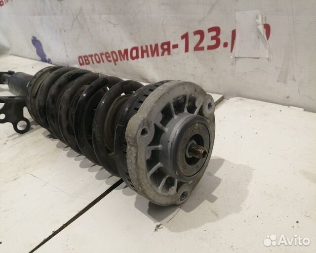 Стойка передняя левая Bmw 523 F10