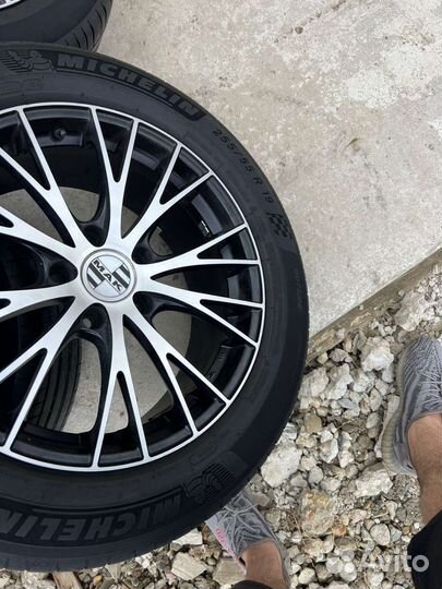 Комплект летних колес R19