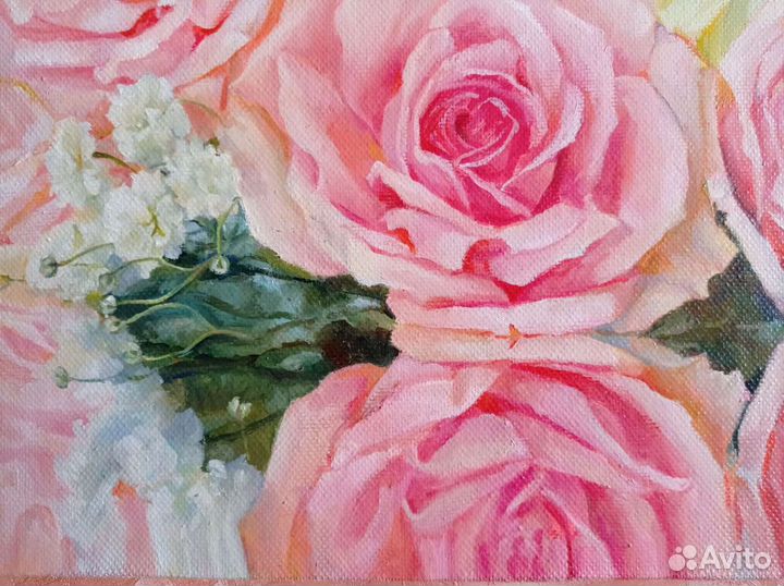 Розы на столе(в наличии)