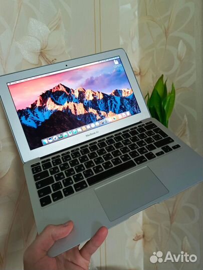Apple MacBook Air 2011