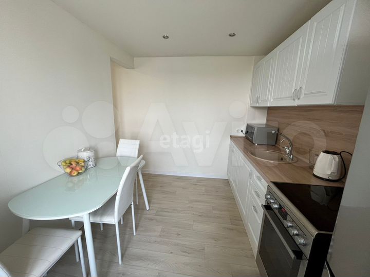 4-к. квартира, 74,2 м², 9/9 эт.