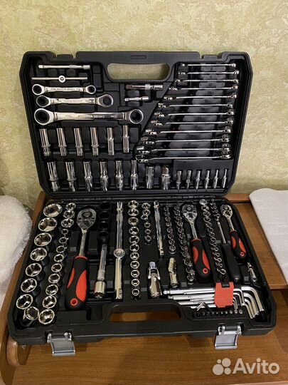 Набор инструментов для авто 151 предмет