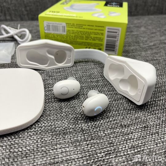 Беспроводные наушники Bron Qualcomm aptX TWS б/у