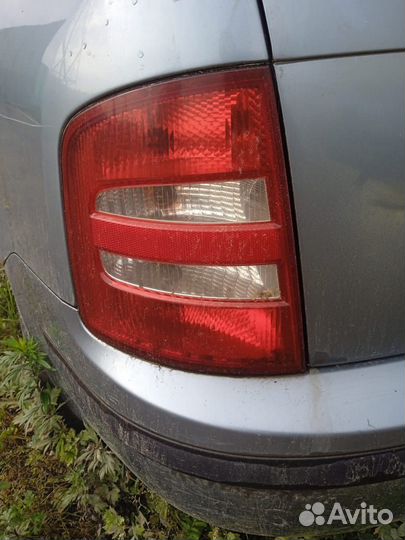 Фонарь задний оригинал Шкода Фабия 1