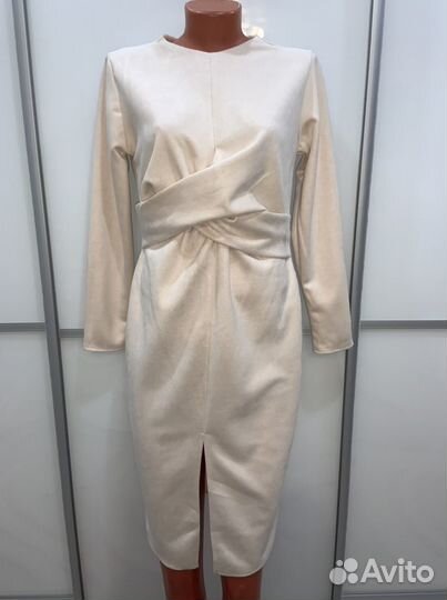 Женские платье 46размера