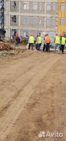 Разнорабочие / Бригада разнорабочих