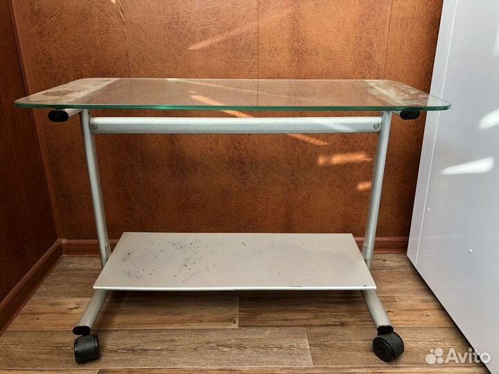 Подставка под телевизор