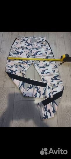 Спортивные штаны